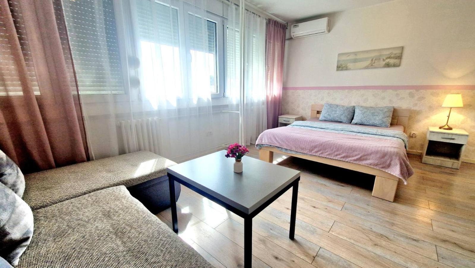 Apartmani Paku Belgrade Extérieur photo